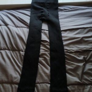 Leggings with fur in it